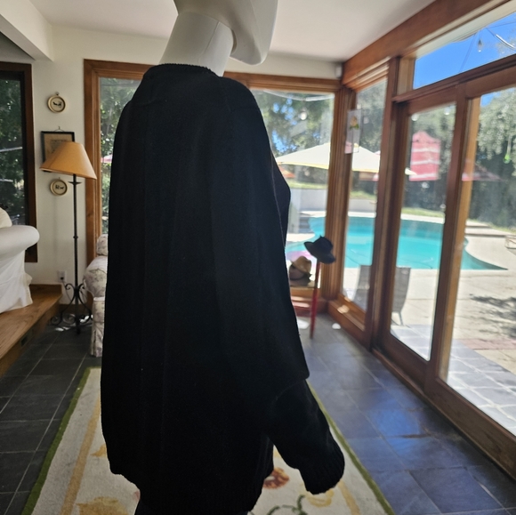 GIVENCHY ALL SEEING EYE CREW KNIT SZ M *NWOT* - Picture 6 of 10